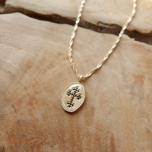 “CROSSY” NECKLACE
