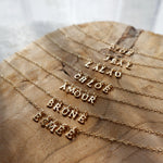 Load image into Gallery viewer, THA-MAKA Collier personnalisé prénom petites lettres au choix
